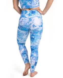 Realtree Women's 7/8 Leggings With Cell Pockets | Aspect -Realtree Aspect Workout 880x10807 36968.1688074152