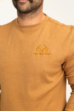Realtree Men's Highwayman Brown Work Thermal Long Sleeve Shirt -Realtree C11217 BR detail 01351.1693257874