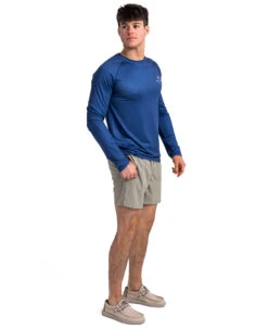 Realtree Fishing Flag Long Sleeve Performance Men's Raglan Blue Shirt 7 Realtree Fishing Flag Long Sleeve Performance Men's Raglan Blue Shirt -Realtree Fishing Flag LS 880x10801 83343.1682430932