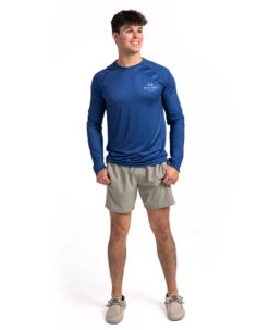 Realtree Fishing Flag Long Sleeve Performance Men's Raglan Blue Shirt 6 Realtree Fishing Flag Long Sleeve Performance Men's Raglan Blue Shirt -Realtree Fishing Flag LS 880x10802 72461.1682430925