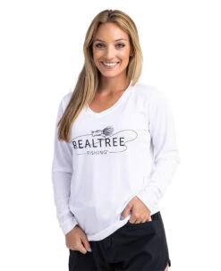 Realtree 21 Realtree Fishing Women's Performance White Long Sleeve Shirt