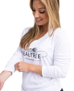 Realtree -Realtree Fishing V Neck White 880x10802 84582.1682541403