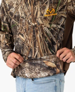Realtree Men's Reversible Long Sleeve Shirt | EDGE / MAX-7 -Realtree M10313 M7ED REVERSIBLE 87855.1684268930