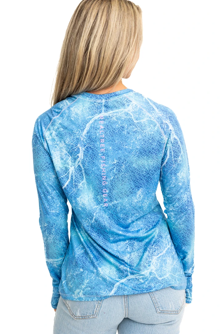 Realtree Fishing Long Sleeve Performance Women's Blue Raglan Shirt | Mako 2 Realtree Fishing Long Sleeve Performance Women's Blue Raglan Shirt | Mako - Image 2
